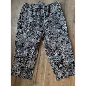 Chicos Additions Maui Motif Wave Crop Pants Black White Floral Size 3 XL NWT